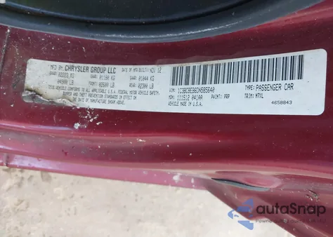 2013 Chrysler 200 Touring z USA, uszkodzony, nr VIN 1C3BCBEB6DN585640